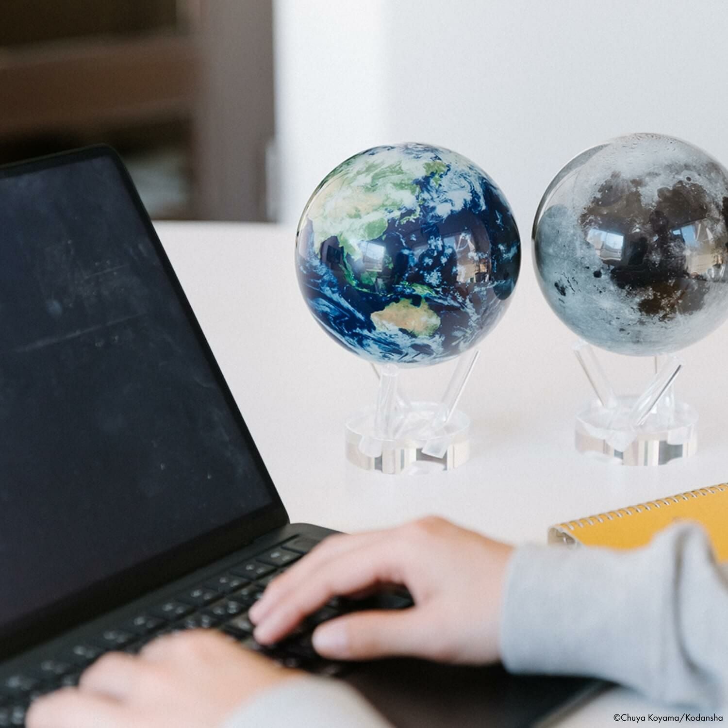 MOVA Globe EARTH WITH CLOUDS | コルクショップ