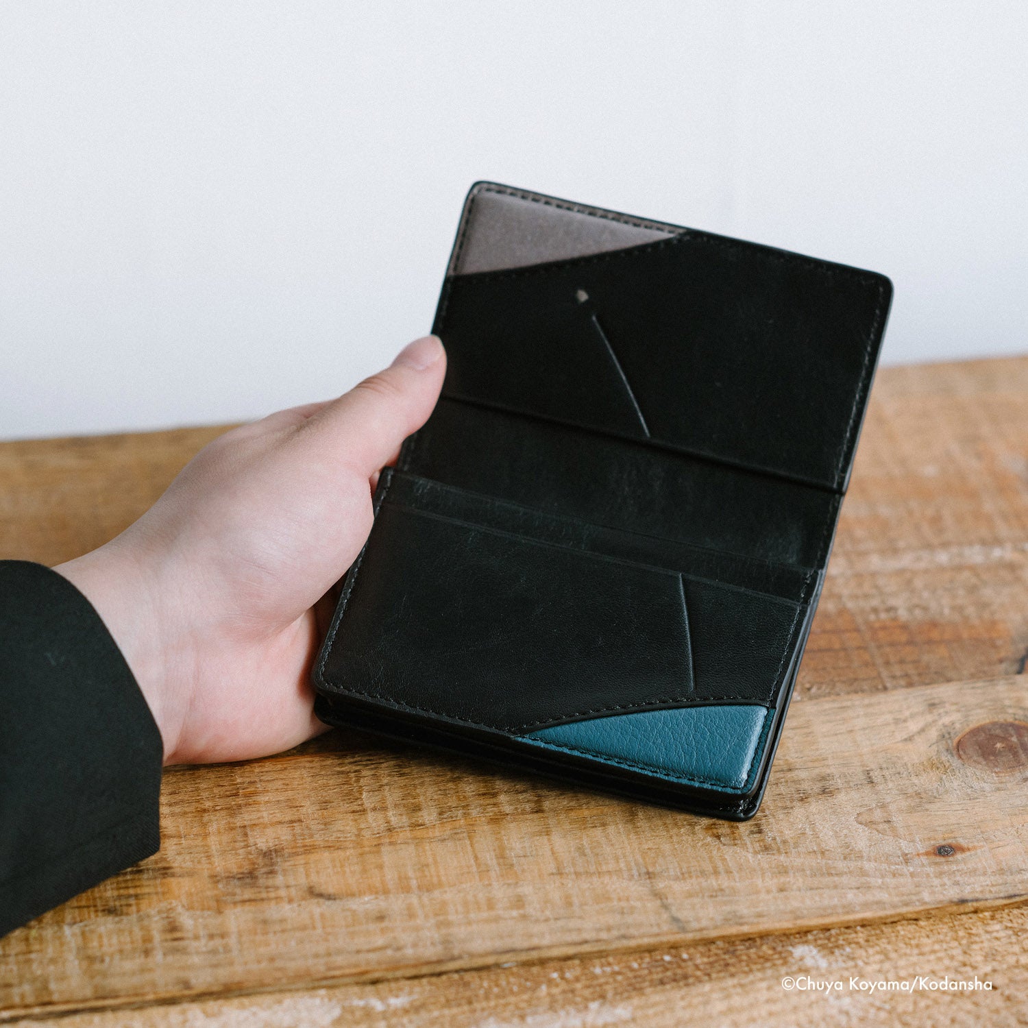 MOTHERHOUSE×宇宙兄弟 Earth & Moon Card Case | コルクショップ